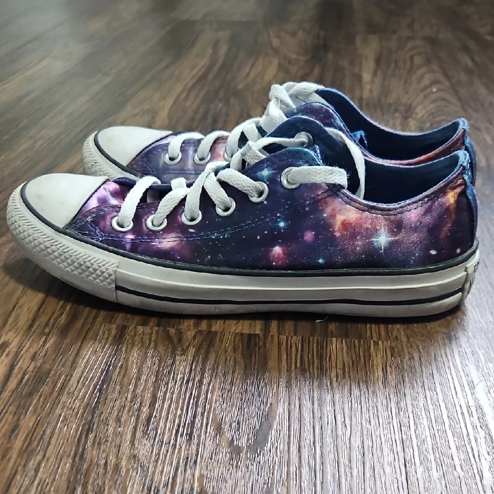 Converse All Star Galaxy Print Low Top Sneakers Womens 7 / Mens 5 Purple Space - Picture 5 of 12